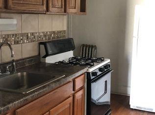 407 W 4th St APT 10, Davenport, IA 52801