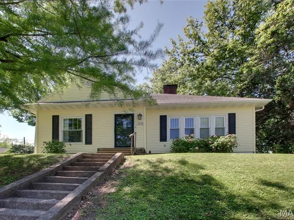 3115 Pleasant St, Hannibal, MO 63401