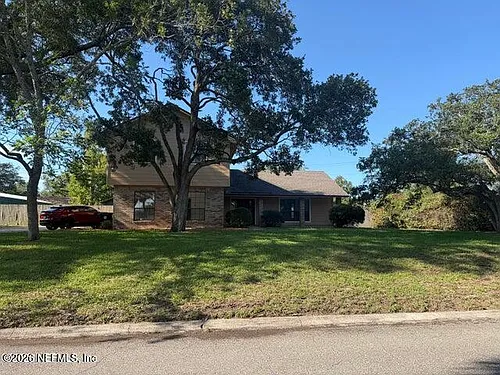 2295 Foxwood Dr Photo 1
