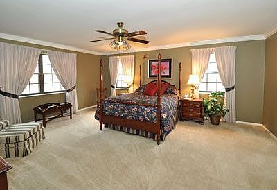 4th image of 1408 Prairie Rose Ln