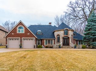 397 E Deerpath Rd, Wood Dale, IL 60191