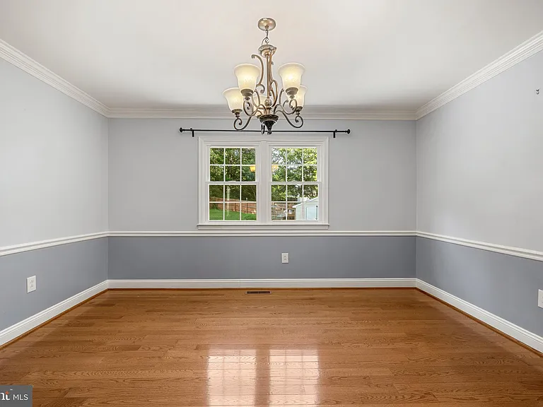 13204 Nickleson Dr — Photo 10