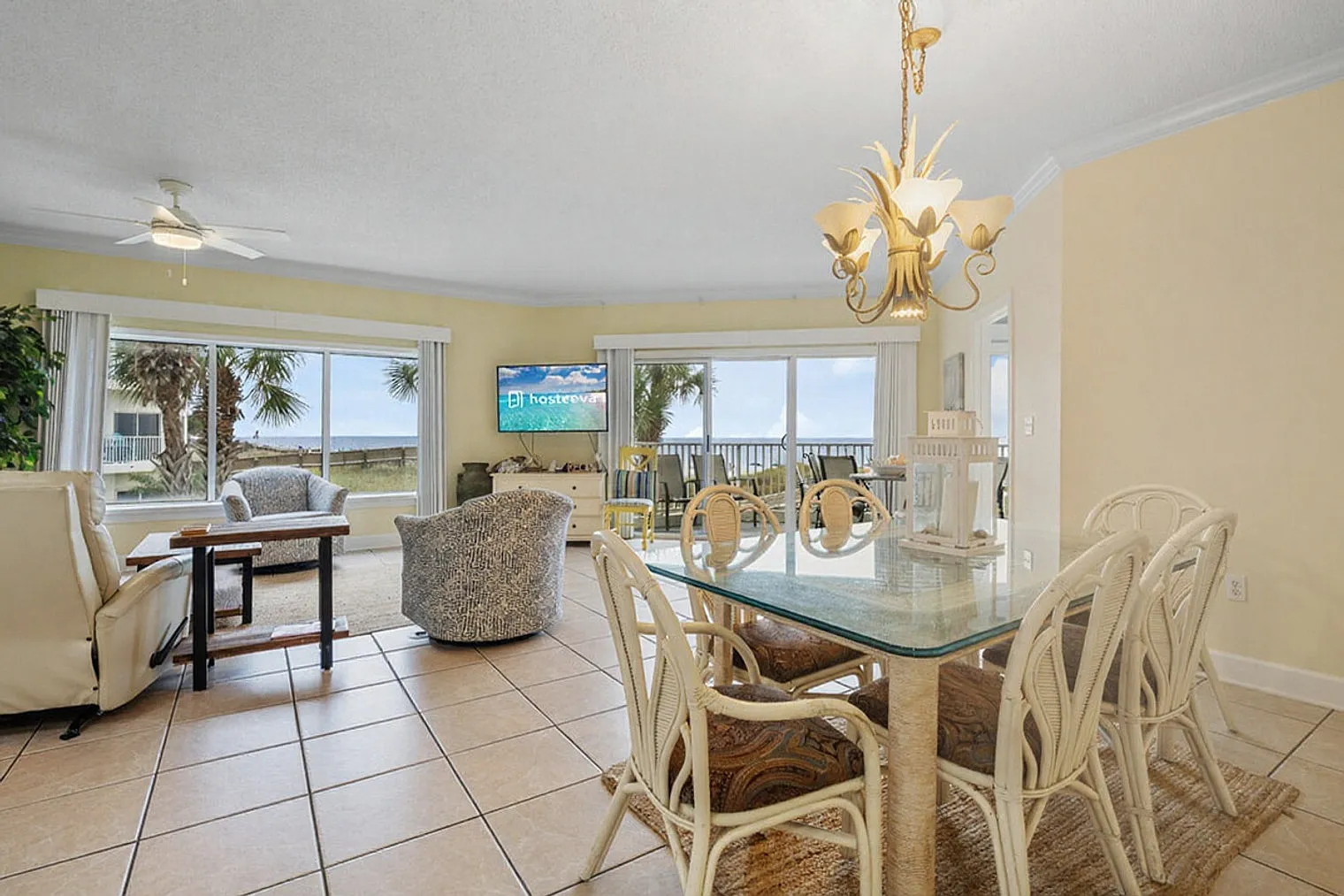 3 bed, 2.0 bath, 1689 sqft, $4,257 — Photo 1