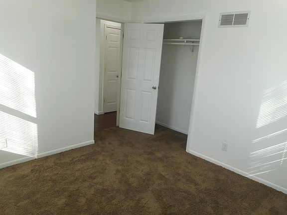 1st room
