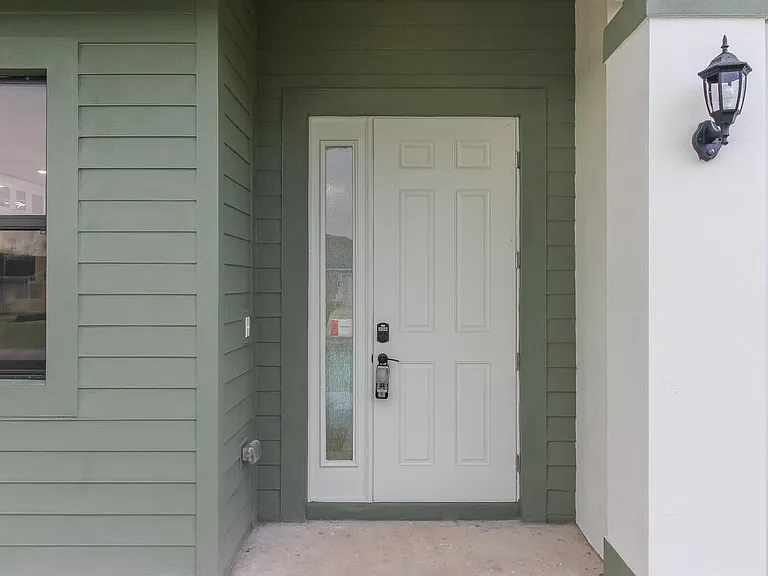 1143 SW Estaugh Ave — Photo 19