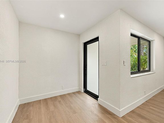 5th image of 2920 Dorson Way