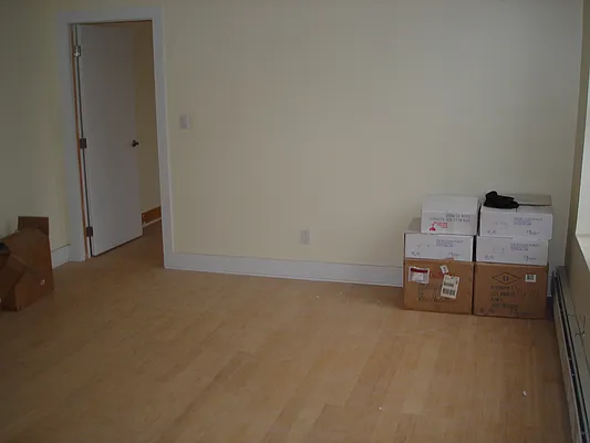 Rented by HOTPROPERTY NYC LLC | media 11