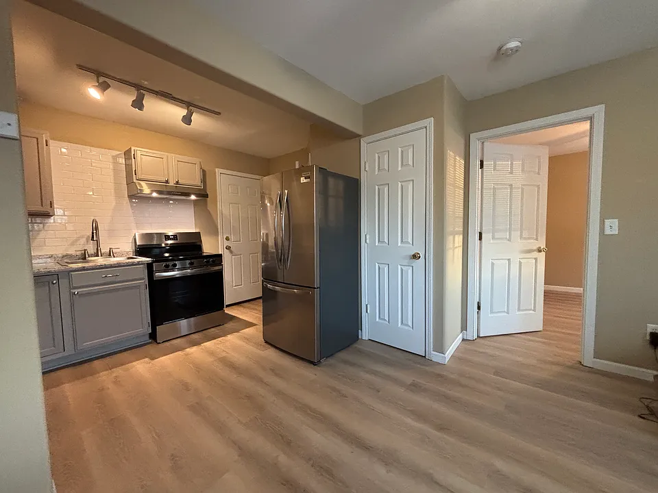 Completed flooring/Kitchen update
