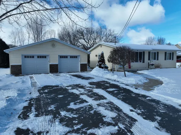 14271 Neff Rd, Clio, MI 48420