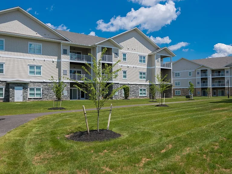 The Reserve at Collegiate Acres — Photo 5
