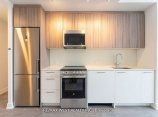 215 Veterans Dr #307, Brampton, ON L7A0T8