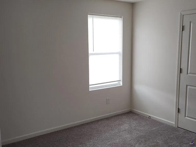 410 Cannon Point Dr — Photo 8