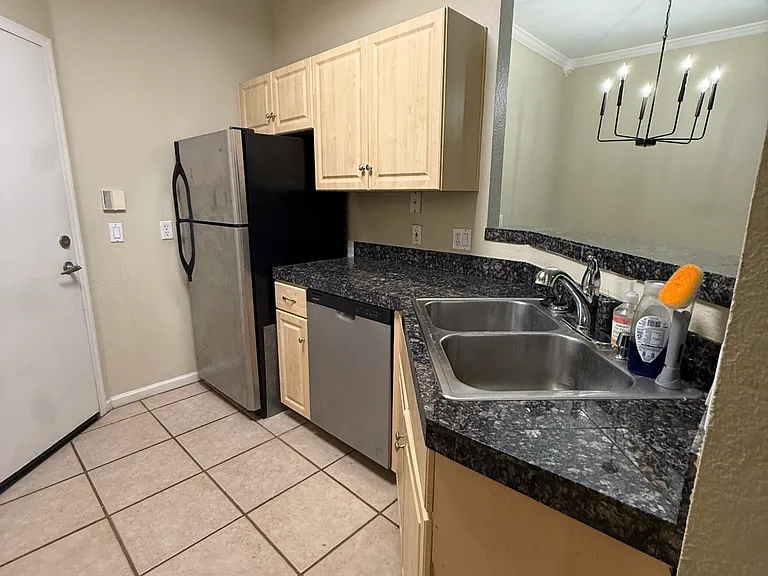 1411 E Orangewood Ave #116 — Photo 11