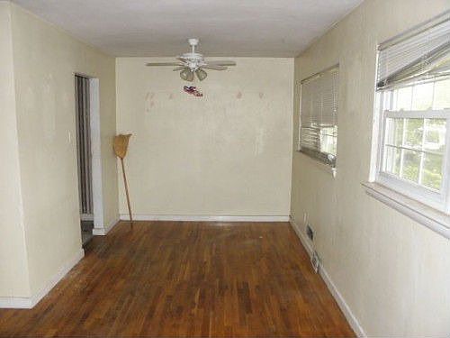 2nd image of 3472 Gamage Dr
