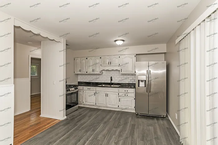 4321 Delhi Rd — Photo 6