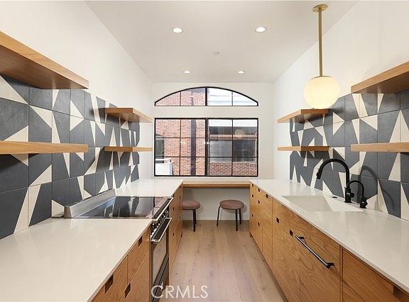 4th image of 200 N Swall Dr Penthouse 54