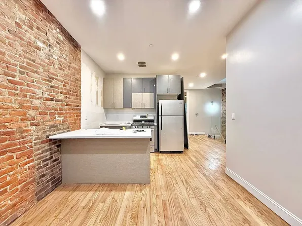 437 Pulaski Street image 1 of 8