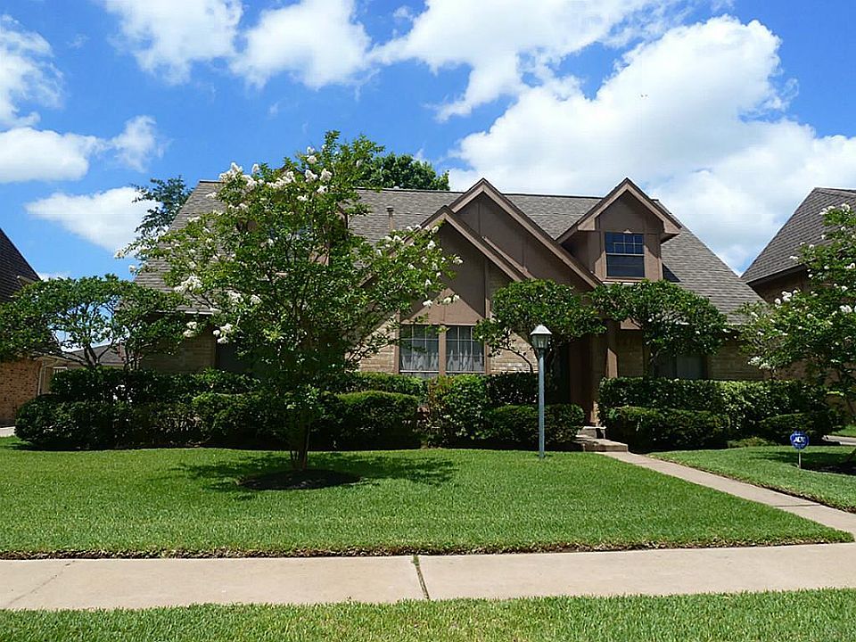 1st image of 2614 Valley Field Dr