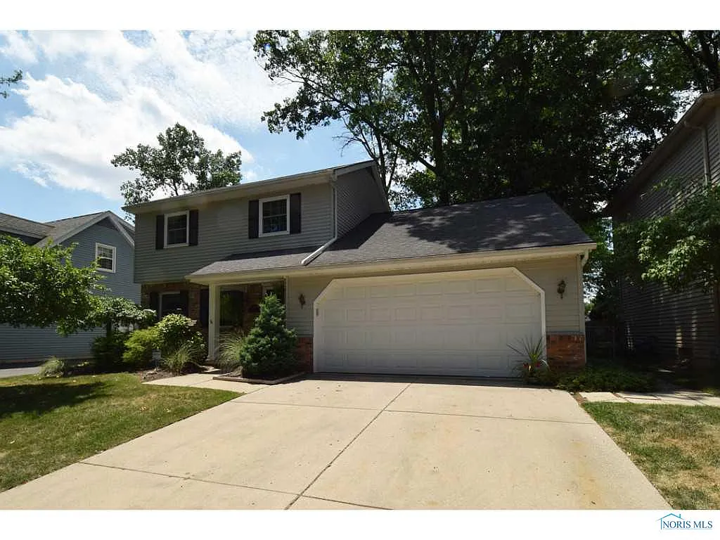 4407 Vogel Dr photo 1