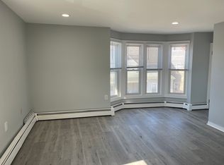 45 Narragansett Ave #2, Riverside, RI 02915