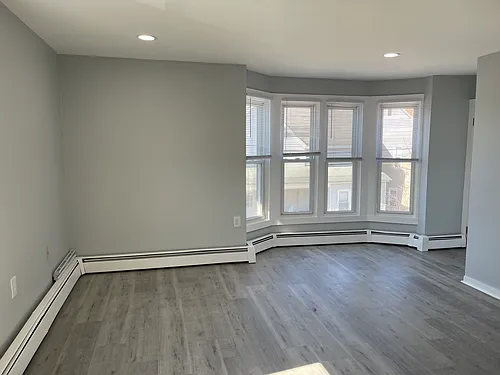 45 Narragansett Ave #2 Photo 1