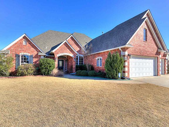 2nd image of 7610 NW Wyatt Lake Dr