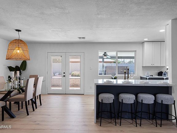 5th image of 3701 E SAHUARO Drive