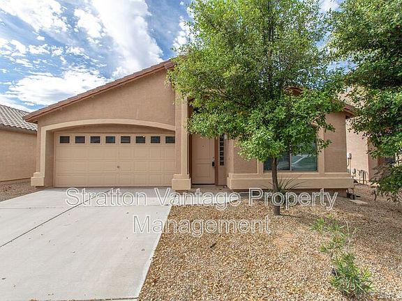 4th image of 40357 E Thornberry Ln