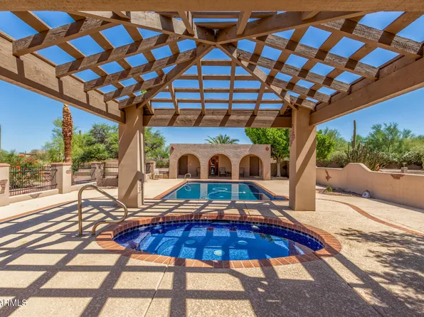 8043 E LAUREL Street, Mesa, AZ 85207