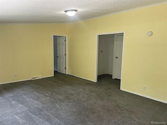 3rd image of 1938 Indian Rd