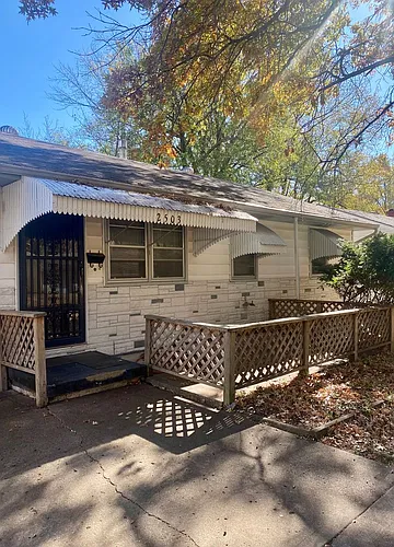 2503 S Crescent Ave Photo 1