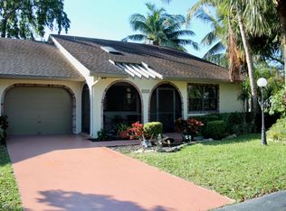 8986 SW 19th St APT B, Boca Raton, FL 33433