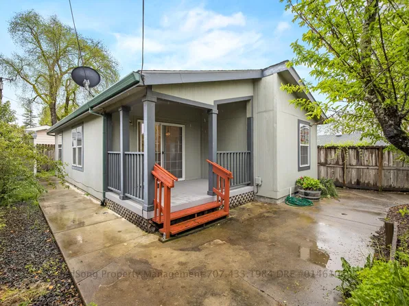 1008 Maxwell St, Healdsburg, CA 95448