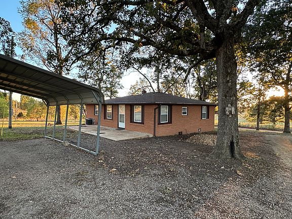 3rd image of 1350 County Road 405