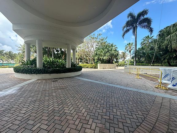 5th image of 6001 N Ocean Dr APT 503