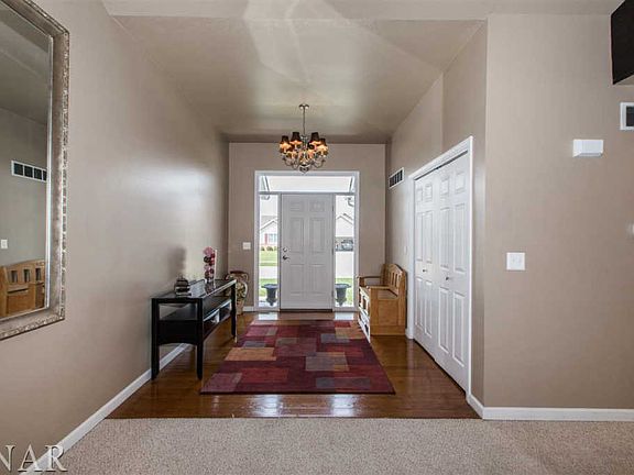 4th image of 1921 Saltonstall Dr
