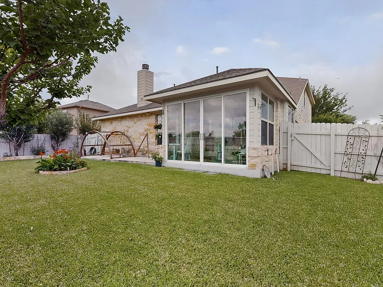 11228 Barn Owl Dr — Photo 29