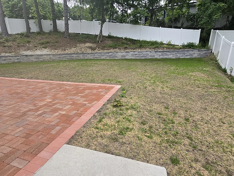 8 Sussex Ln — Photo 5