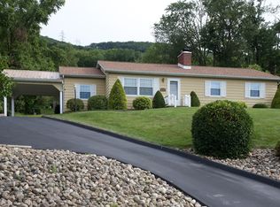 1563 W Mountain Ave, South Williamsport, PA 17702
