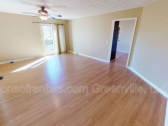 3rd image of 311 Berea Forest Cir