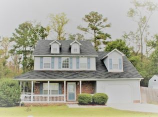 110 Dunhill Ct, Jacksonville, NC 28546
