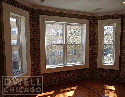 2nd image of 6500 N Claremont Ave #65083E
