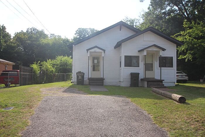 1st image of 1537 N Tenneha Ave
