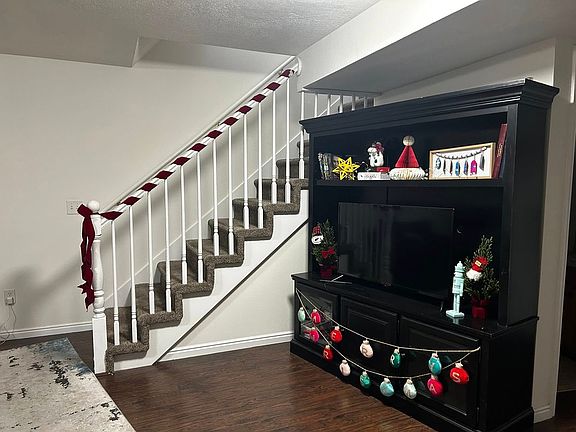 2nd image of 112 W Cougar Blvd Room 314-3