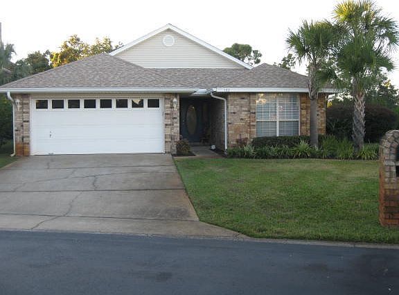2nd image of 132 Leeward Dr