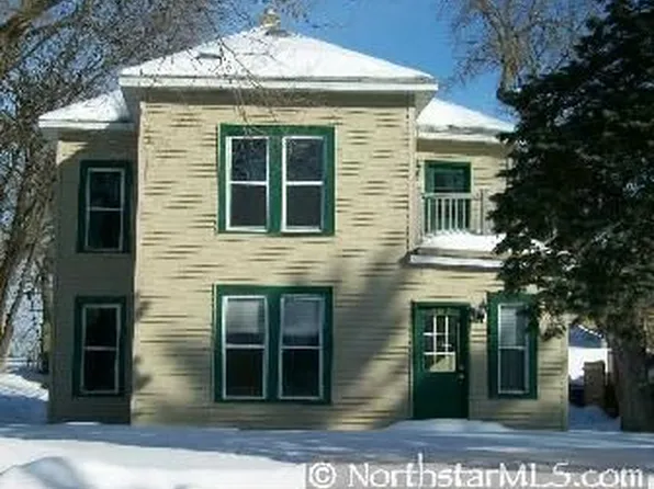 807 Park St, Anoka, MN 55303