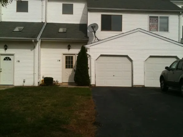 4 Coriander Dr, Lumberton, NJ 08048