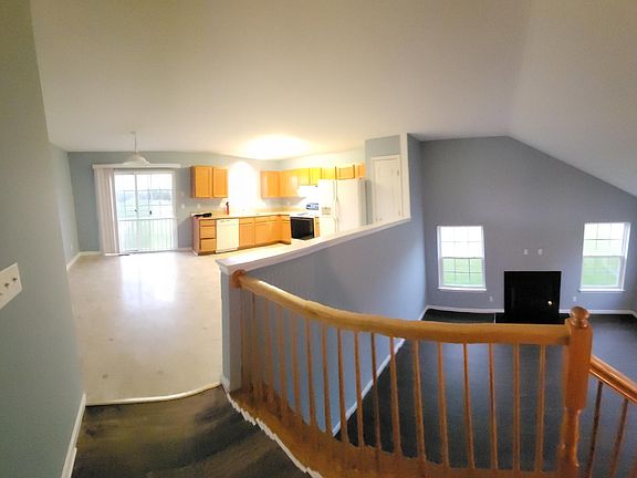 2nd image of 305 Edmonson Ln