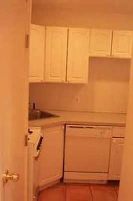 Rented by Buchbinder & Warren | media 16