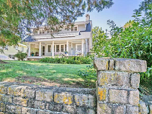 This home is in a historic, upscale, well located North Asheville neighborhood.